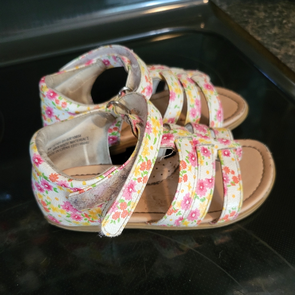 Sandals - Picture 4 of 4